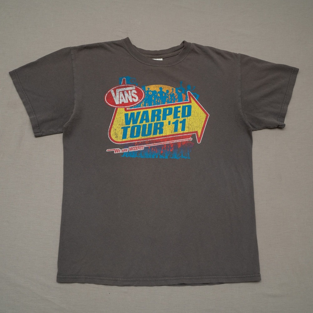 2011 Van Warped Tour '11 T Shirt Adult‎ Medium We Are Warped Punk Grunge Skate